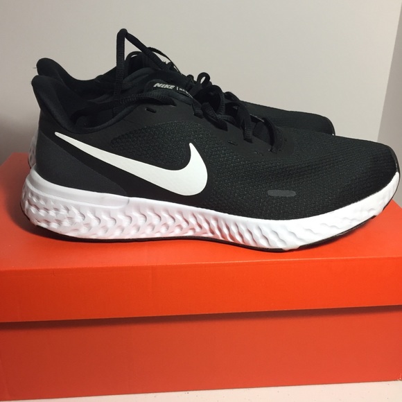 Nike Shoes Nike Revolution 5 Mens 1 Wide 4e Running Shoes Poshmark